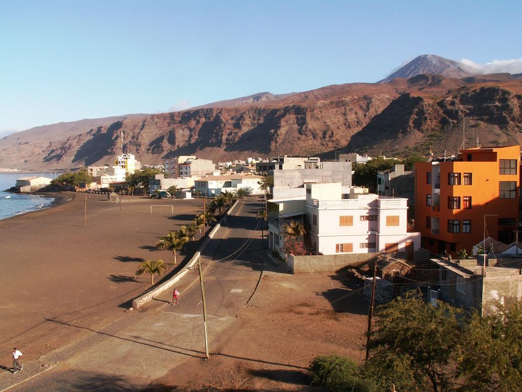 Edificio Magico Aparthotel Tarrafal  Exterior foto