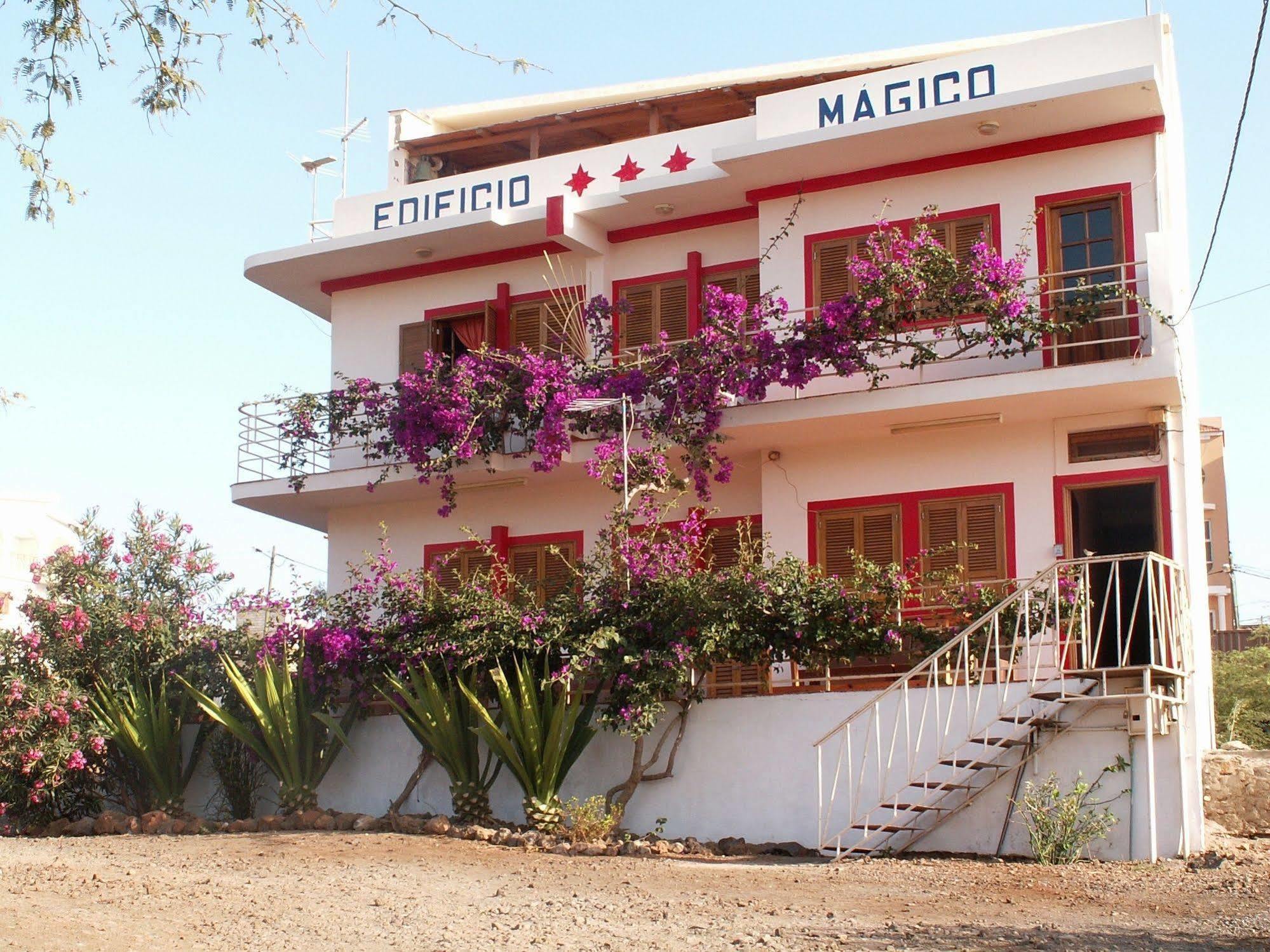 Edificio Magico Aparthotel Tarrafal  Exterior foto